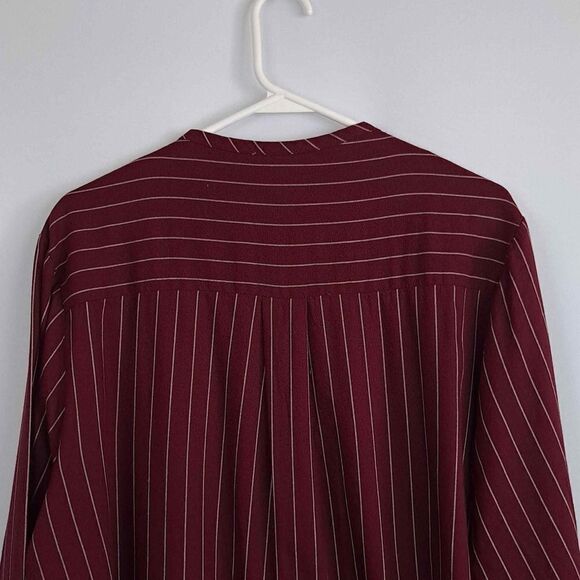 Ladies Pullover Blouse NWT - Picture 9 of 10